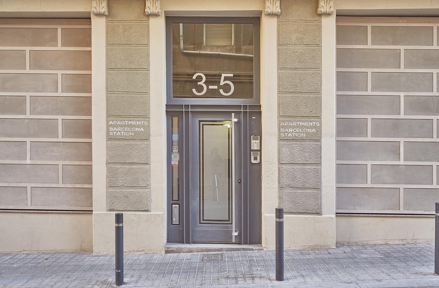Barcelona Sants Station Apartments Exterior foto